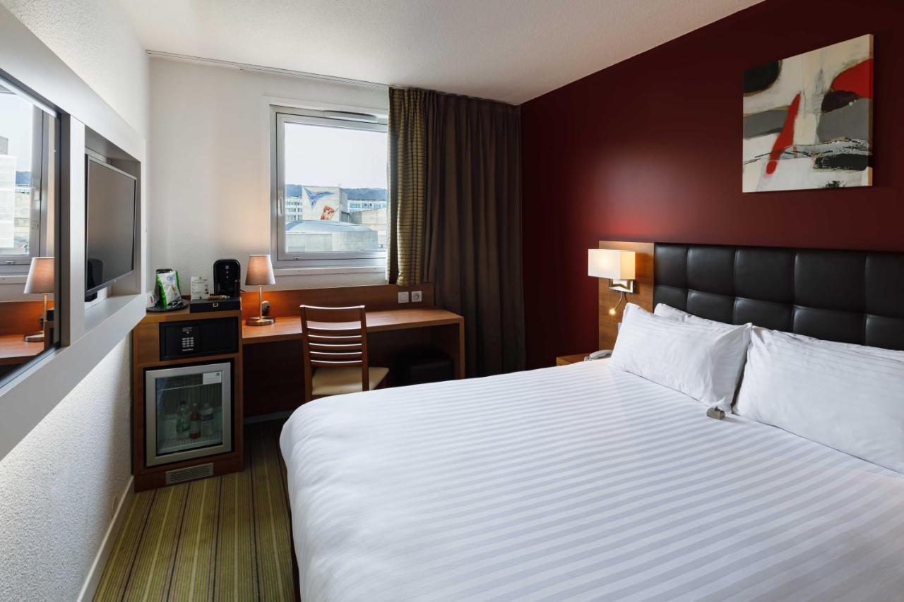 Holiday Inn Clermont Ferrand Centre By Ihg Exterior foto