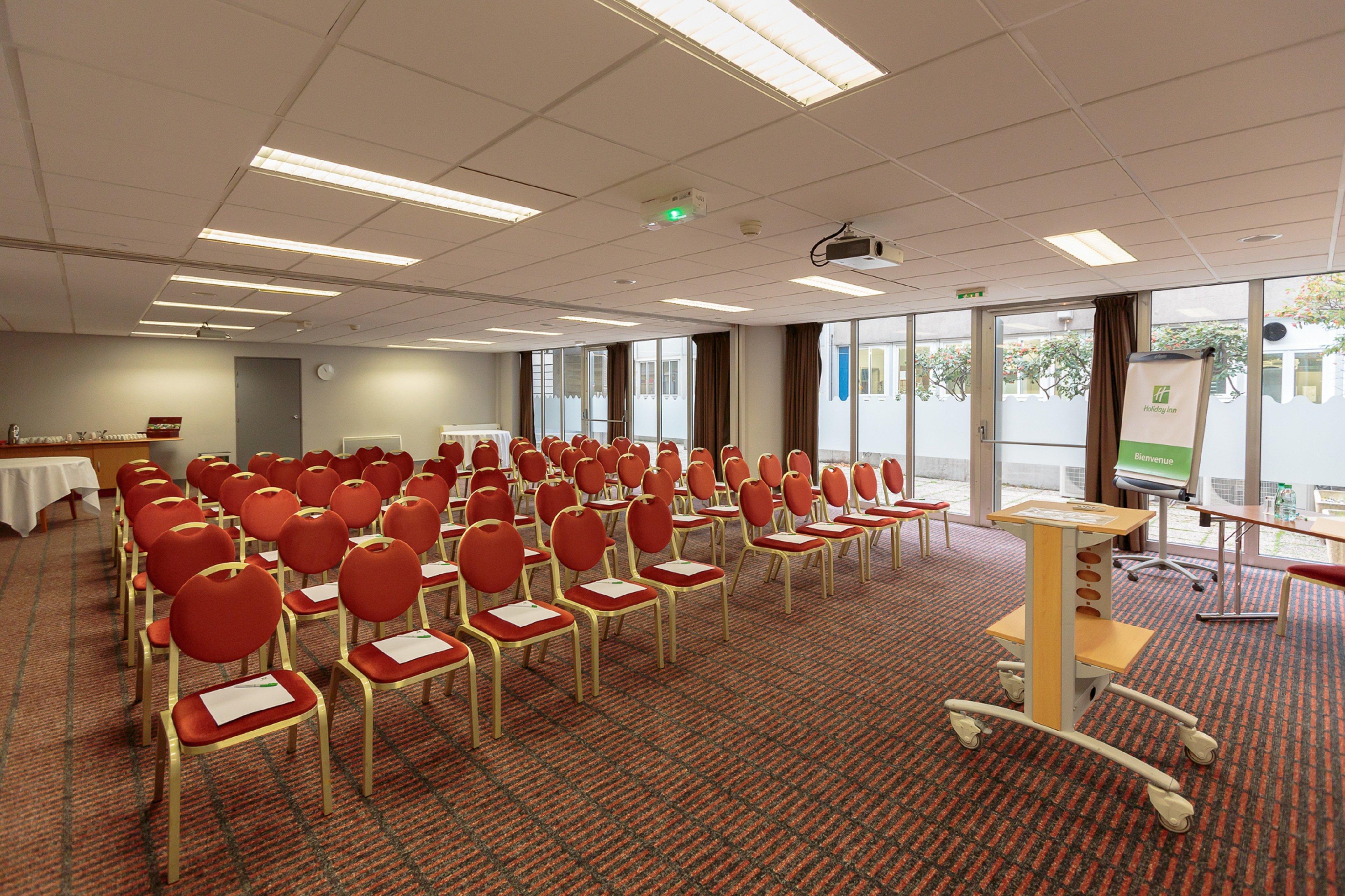 Holiday Inn Clermont Ferrand Centre By Ihg Exterior foto